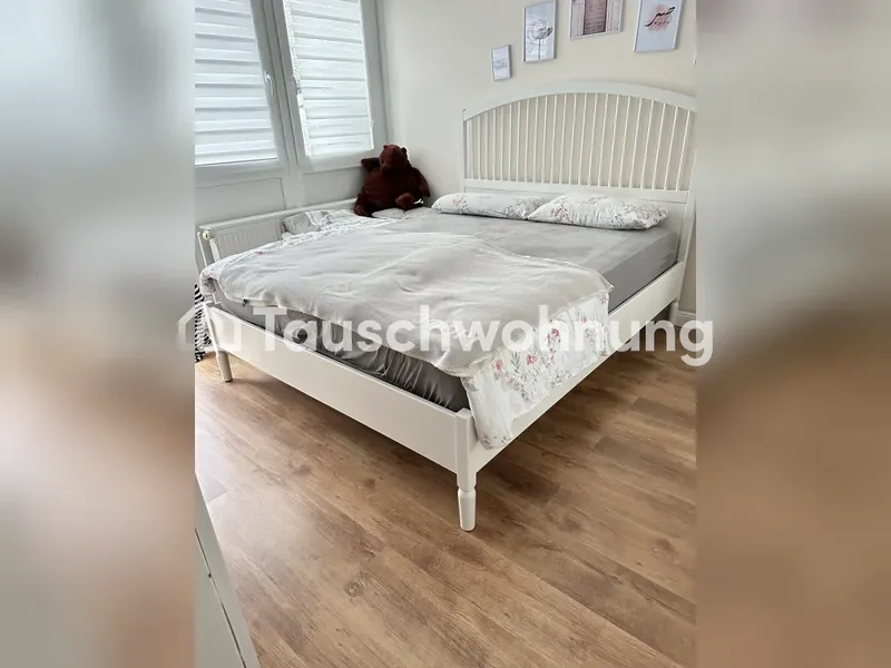 Tauschwohnung: 2 Zimmer Wohung großer Balkon Wannenbad — photo 1
